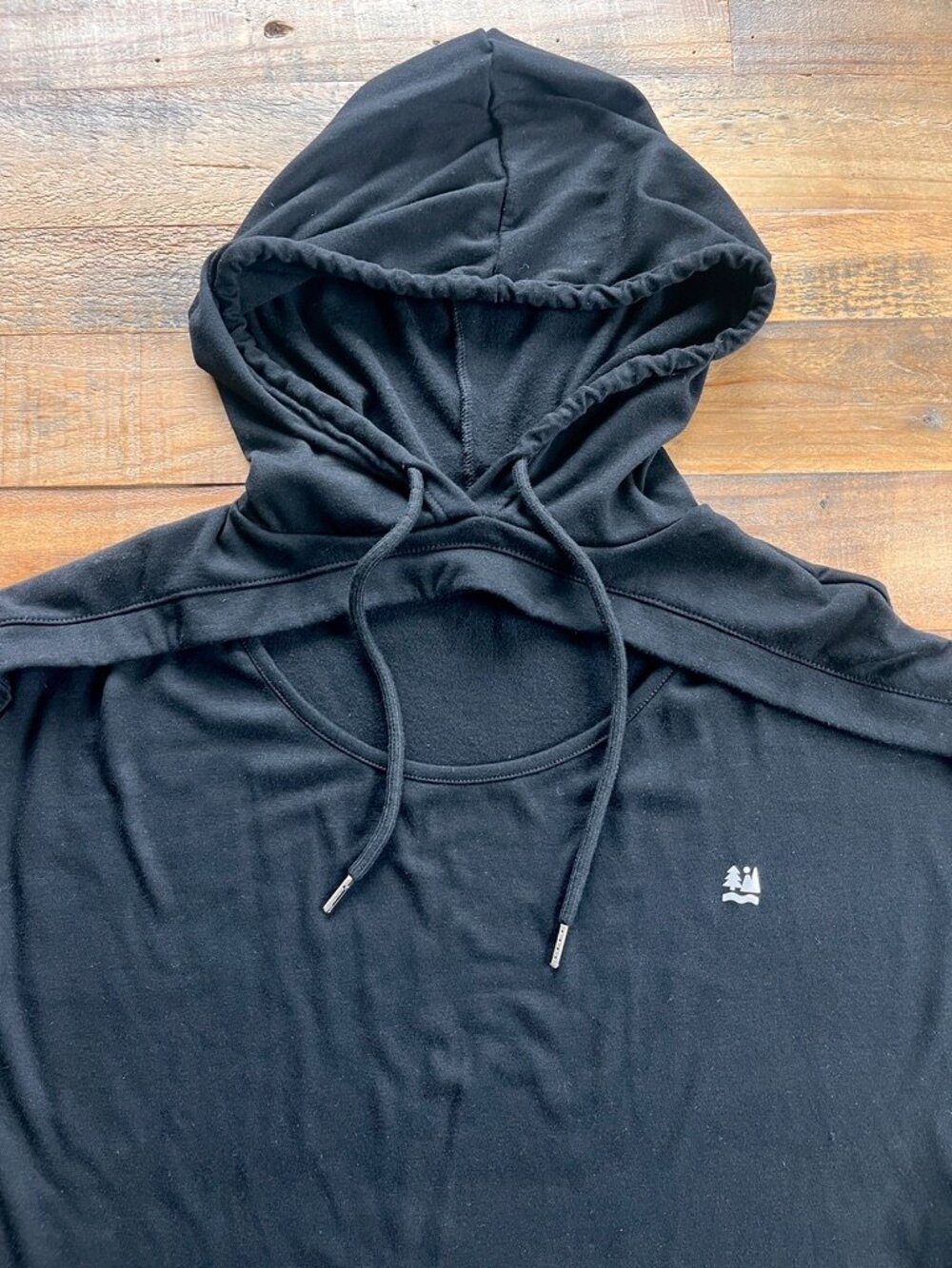 In My Nature Keyhole Hoodie Black XL - Picture 2 of 4